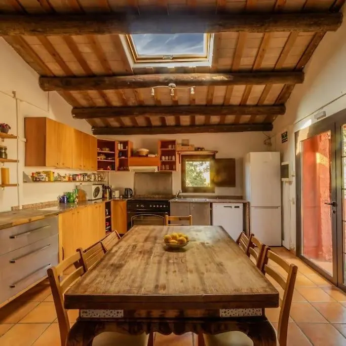 Masia Can Castellar Sant Iscle De Vallalta